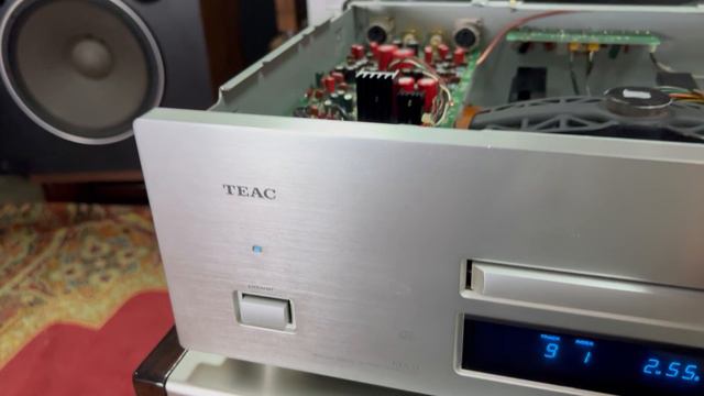 Сд проигрыватель TEAC vrds 15 tuned by Airbow смотреть онлайн
