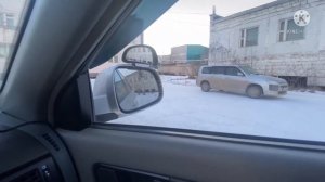 Постановка транспортного средства на место стоянки при движение задним ходом с поворотом на 90 граду