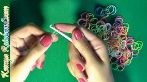 Браслет ЛЕНТЯЙ из резинок / Уроки плетения Rainbow Loom