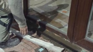 Поднятие пола стяжкой на балконе из цемента и песка