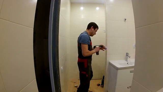 Установка стеклянной душевой, сделанной на заказ смотреть онлайн