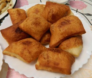 Пышки с начинкой