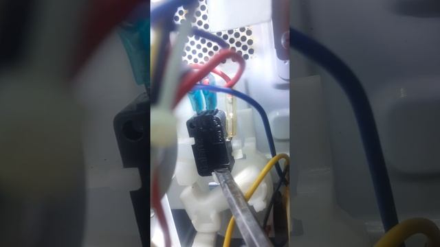 #РЕМОНТ МИКРОВОЛНОВОЙ ПЕЧИ BEKO #ПЕРЕГОРАЕТ ПРЕДОХРАНИТЕЛЬ смотреть онлайн