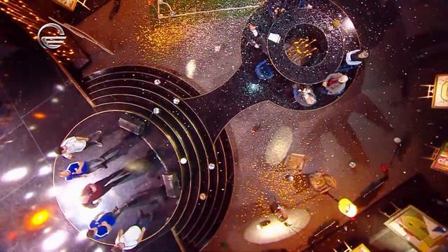 ვაჟა აზარაშვილი და "თეატრალურის კვარტეტი" "დინამო დინამო!"კომპ: ვ.აზარაშვილი ლექსი: მ.ფოცხიშვილი смотреть онлайн