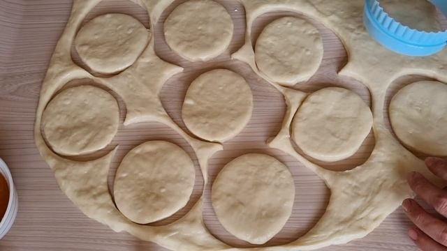 1 стакан кефира и 20 минут - пышные вергуни готовы! Бюджетная вкусная выпечка на сковороде