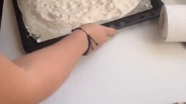 Курица в духовке на соли