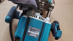 Врезка скрытых петель Agb2.0 фрезером Makita 2300