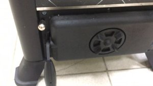 Недорогой дачный чугунный камин «Klemens I».