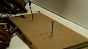 Простой нихромовый резак для пенопласта из подручных материалов.