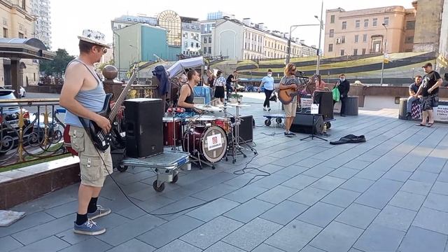 У ресторана Прага