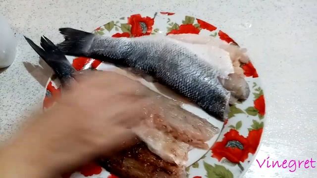 РЫБНЫЕ РУЛЕТИКИ на ЛУКОВОЙ ПОДУШКЕ