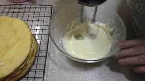 ТОРТ МОЛОЧНАЯ ДЕВОЧКА С ЯГОДНОЙ ПРОСЛОЙКОЙ