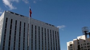 США высылают 60 российских дипломатов  