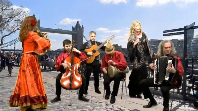 Gypsy Jarmarka - Traditional Russian Romani Gypsy Band - Entertainment Nation смотреть онлайн