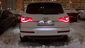 Динамические задние фонари с режимом приветствия
