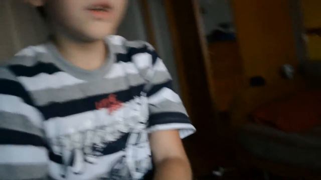 ЗЛОЙ БРАТ ЗАБРАЛ У МЕНЯ ВСЁ!! смотреть онлайн