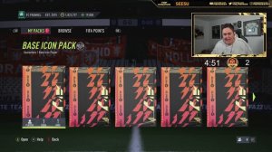 OMG NO WAY!!! OPENING 10 BASE ICON PACKS!!! - FIFA 22