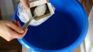 Чем и как помыть холодильник от запаха в домашних условиях