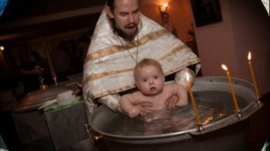 Когда на Крещение вода становиться святой и нужно купаться