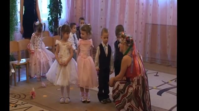 Игра с цветами для детей младшей группы смотреть онлайн