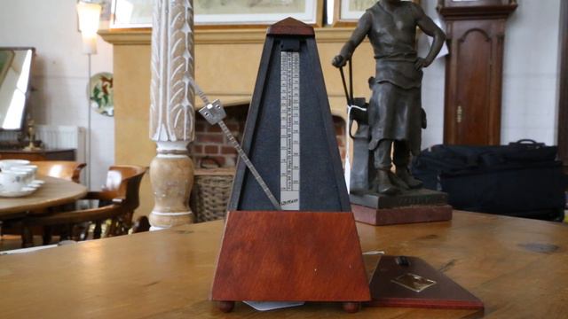 Metronome смотреть онлайн