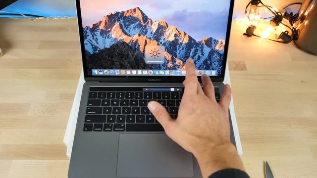 MacBook Pro with Touch Bar Unboxing! 13 & 15-inch смотреть онлайн