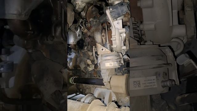 Reno Master lll 2.3DCI 2018god. Demontaža turbina смотреть онлайн