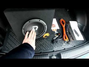DL Audio Piranha 8A БЮДЖЕТНЫЙ САБВУФЕР? ДОСТУПНЫЙ и КОМПАКТНЫЙ активный сабвуфер
