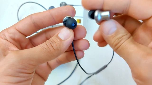 Xiaomi Hybrid Pro HD мои первые и одни из любимых! Трехдрайверные смотреть онлайн