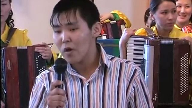 В мире музыкальных образов Концерт 3курса ПВНКа 29 03 2006.mp4 смотреть онлайн