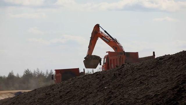 Охинский филиал АО "Труд" готовится к сдаче 10-километрового участка автодороги Южно-Сахалинск - Ох смотреть онлайн