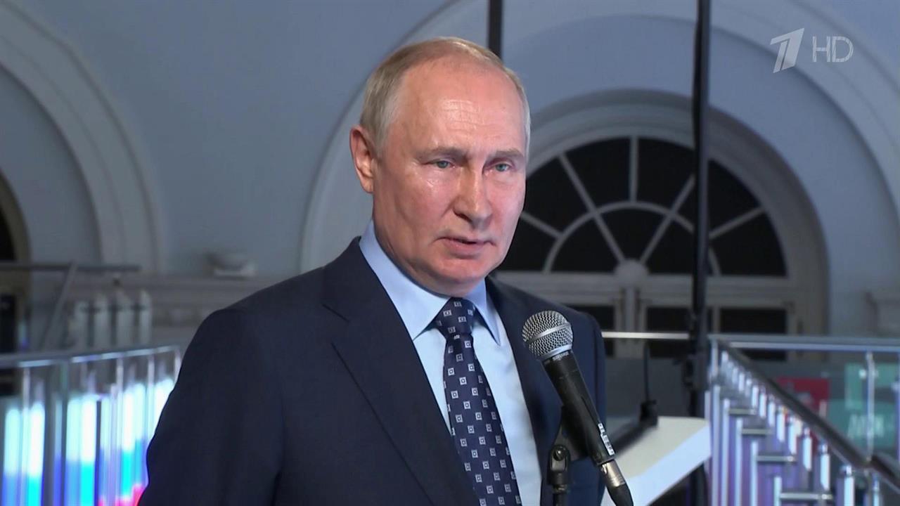 Владимир Путин дал старт движению поездов по третьему Московскому центральному диаметру