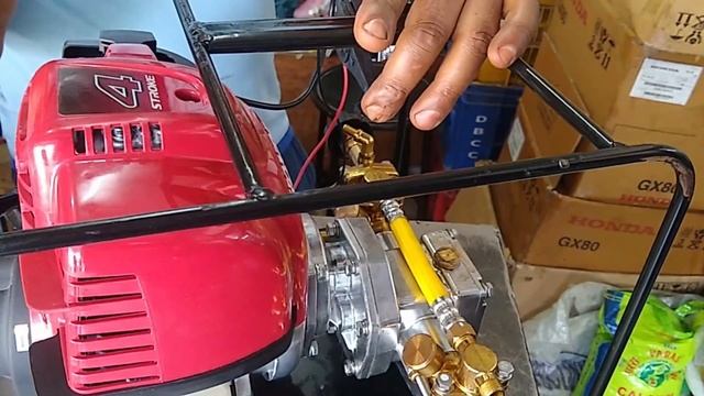 How To Start A Honda GX 35 (4 Stroke Sprayer)