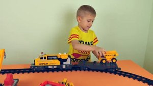 Видео для детей Железная дорога CAT - Играем с Даником