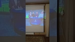 119" (301 см) Экран для проектора DEXP WE-80. С электроприводом и ПДУ.