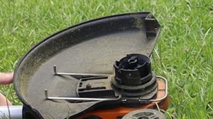 How to Replace String Trimmer Edger Line EASY / Worx Trimmer Spool Line / Weed Eater / Weed Whacker