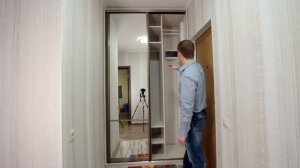 Зеркальный шкаф-купе в прихожую