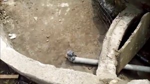 Делаем маленький водопадик  на своей даче.