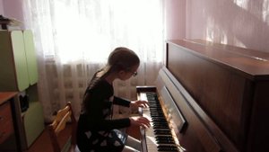 Щурина Ксения 10 лет М.Парцхаладзе "Грустный напев"