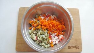 Оливье с крабовым мясом