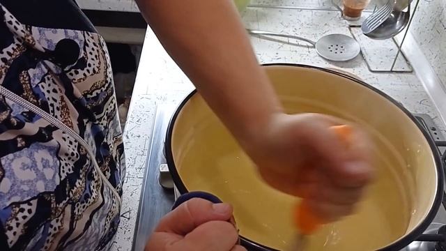 Вкусный сыр из творога, просто без заквасок. Наши будни смотреть онлайн