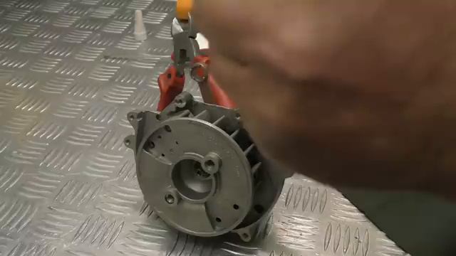 Сборка бензокосы после работы на чистом бензине смотреть онлайн