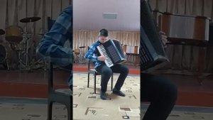 Шурпаков Кузьма. М. Блантер "В лесу прифронтовом"