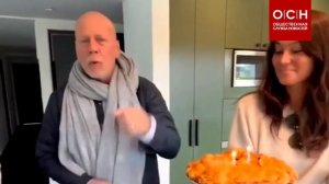 Брюс Уиллис не узнал свою бывшую супругу Деми Мур из-за деменции