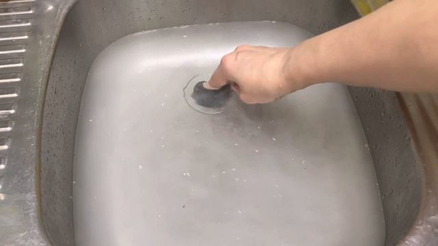 ЗАСОР В РАКОВИНЕ ПРОСТОЕ РЕШЕНИЕ смотреть онлайн