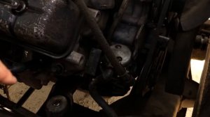 Где находится бензонасос на ГАЗ 3307.