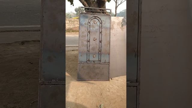 simple plate gate design