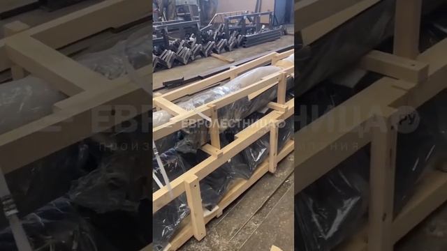 Отгрузка лестницы на монокосоуре. Завод лестниц "Евролестница" смотреть онлайн