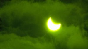 4 Солнечное затмение