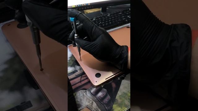 Macbook Air: A2337 Broken LCD (Fixed)